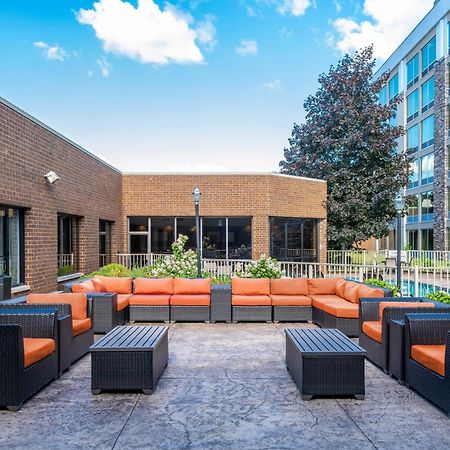 Sheraton Ann Arbor Hotel Exterior photo